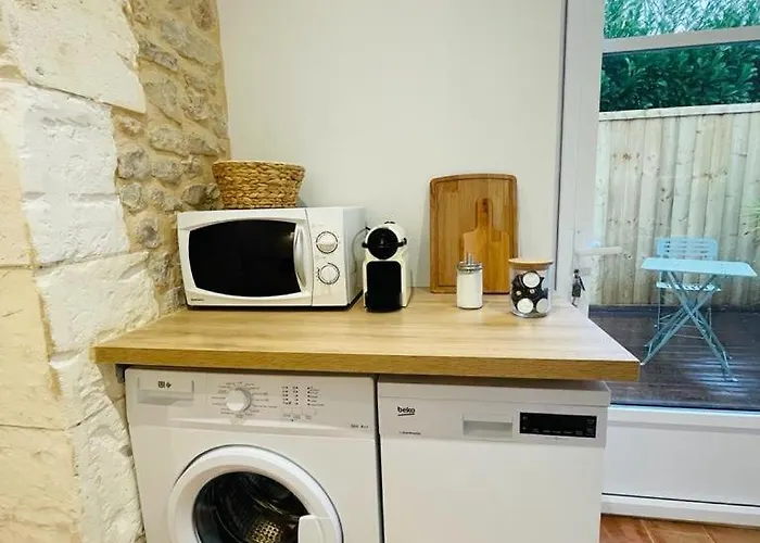 Cozy Chez Simone 아파트 *